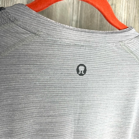 lululemon athletica Gray Short Sleeve Tee - Picture 2 of 7